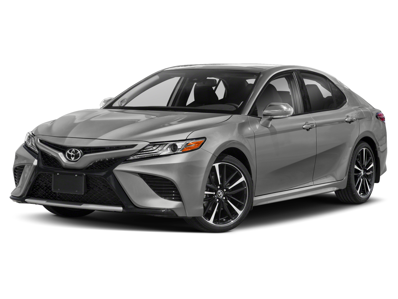 2019 Toyota Camry XSE in Wind Chill Pearl/Midnight Black Metallic — front three-quarter view