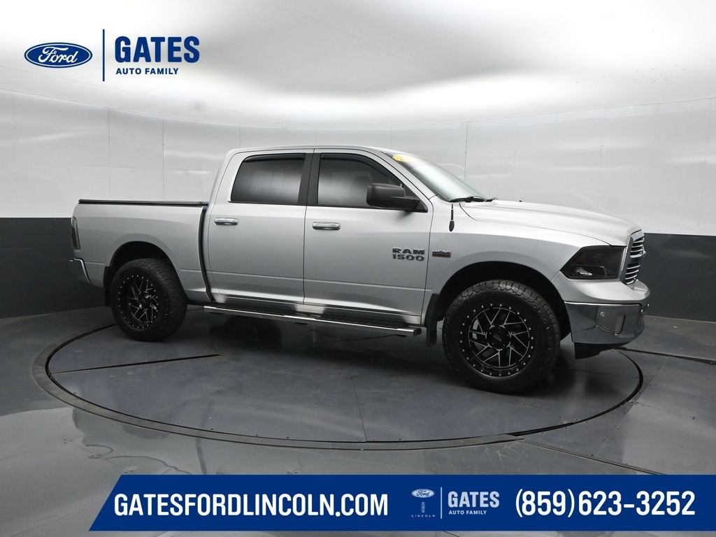 2017 RAM 1500 Big Horn in Bright Silver Clearcoat Metallic — front three-quarter view
