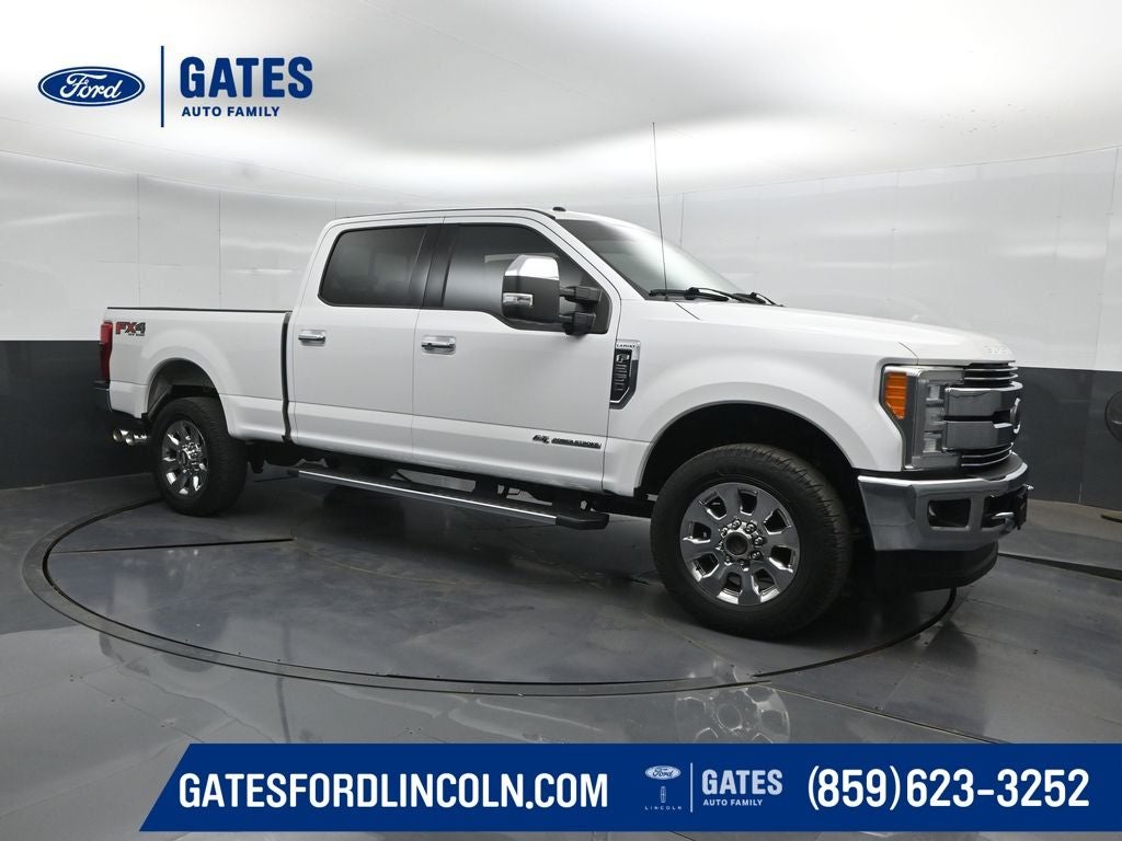 2018 Ford F-250SD Lariat in Oxford White — front three-quarter view