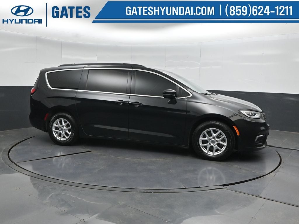 2022 Chrysler Pacifica Touring L in Brilliant Black Crystal Pearlcoat — front three-quarter view