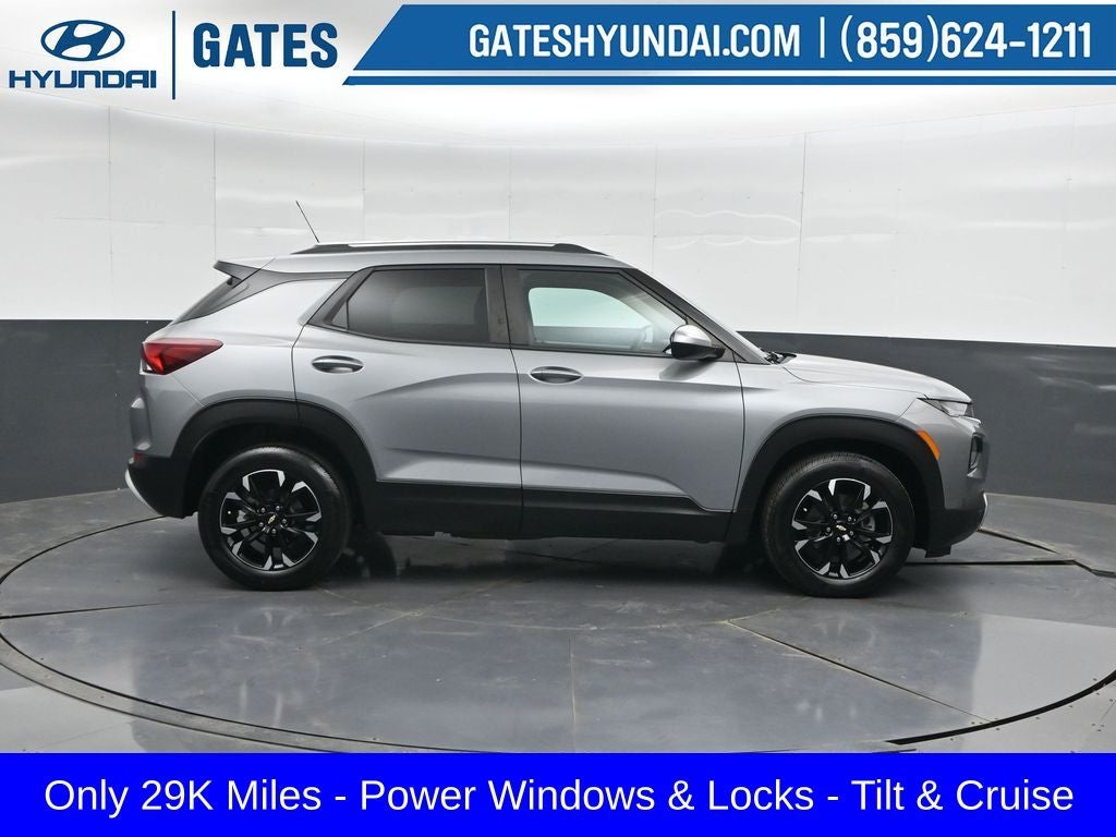 2023 Chevrolet TrailBlazer — rear three-quarter view