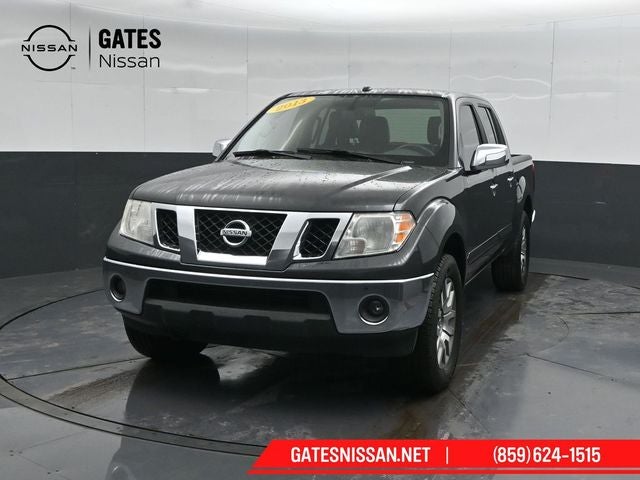 2013 Nissan Frontier — detail view
