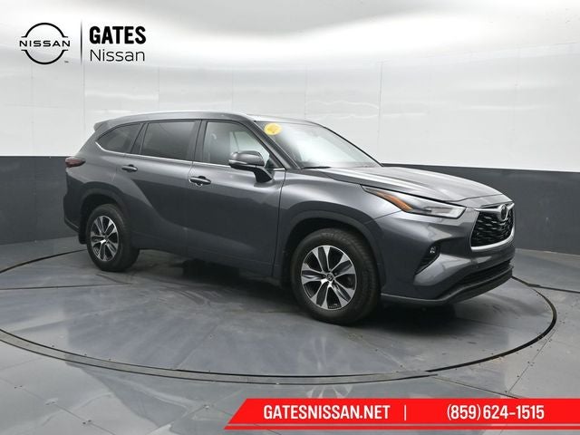 2024 Toyota Highlander — interior view