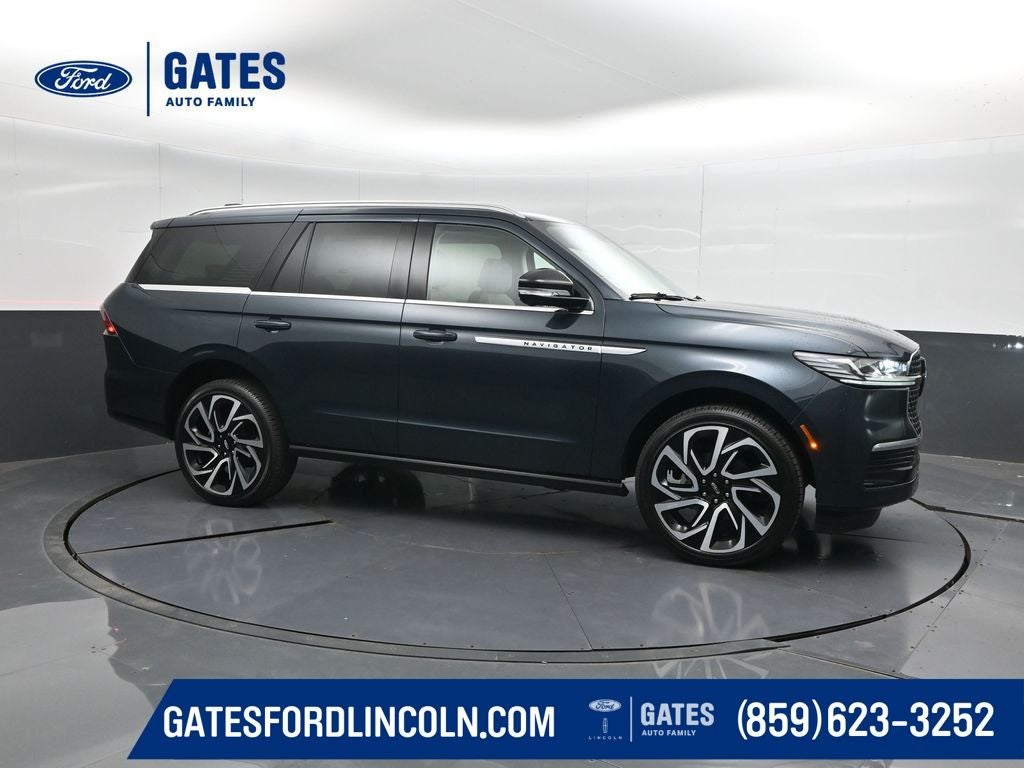 2026 Lincoln Navigator Reserve in Flight Blue Metallic Clearcoat — front three-quarter view