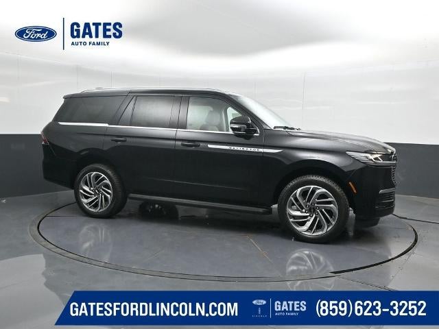 2026 Lincoln Navigator Premiere in Infinite Black Metallic — front three-quarter view